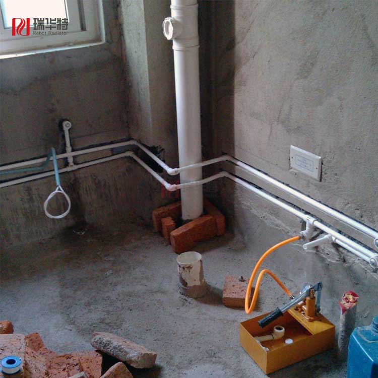 暖氣片安裝中得分清楚上、下和正、反面